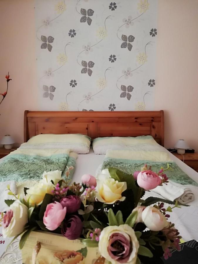 Csilla Apartman Мако Экстерьер фото